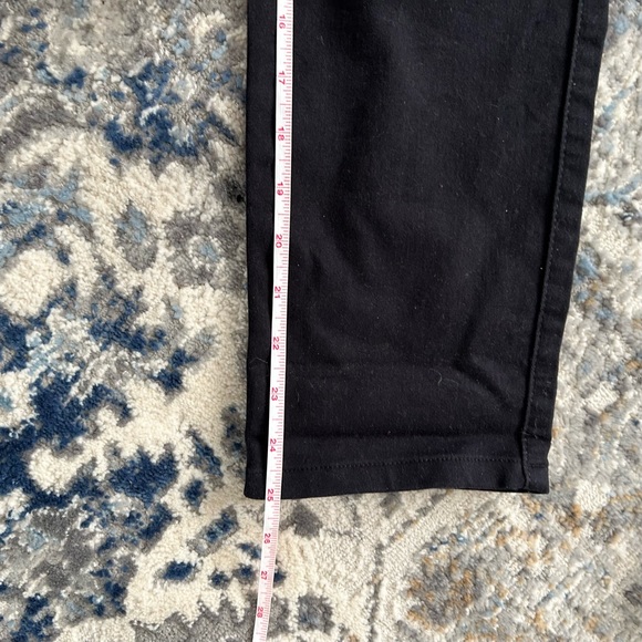 Express Women's Skyscaper Mid Rise Stretch 6S Black Denim Jeans - Picture 7 of 7